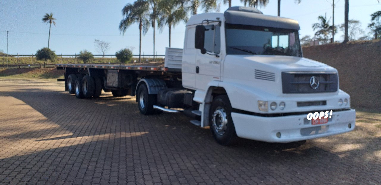 Logo Machado Transportes